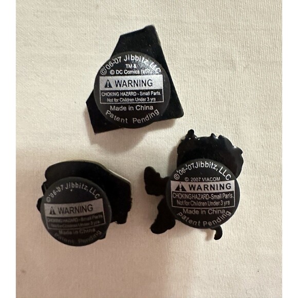 CROCS Jibbitz Charms – Lot of 3 (Dora the Explorer, Superman, School Bus) - Picture 3 of 13